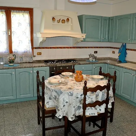 Laura דירה
